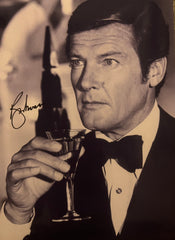 James Bond Roger Moore signed photo