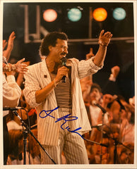 Lionel Richie signed photo