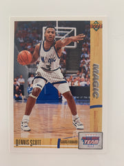 Dennis Scott signed basketball card - Sports card
