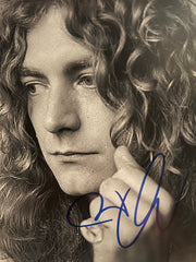 Led Zeppelin Robert Plant signed photo