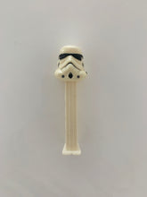 Star Wars Storm Trooper original vintage Pez candy dispenser