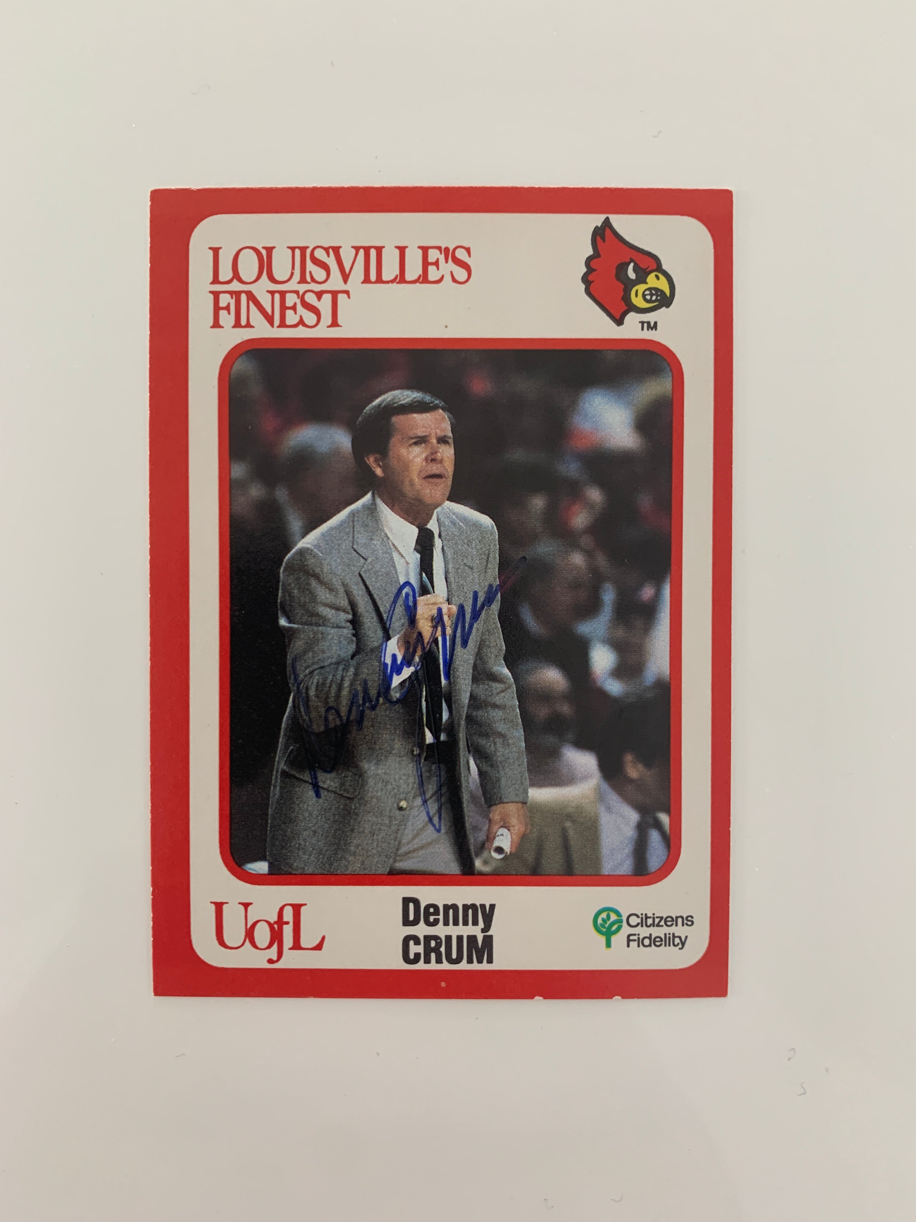 Denny Crum signed basketball card - Sports card