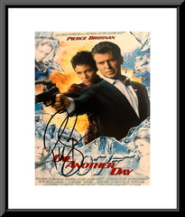 James Bond Pierce Brosnan signed photo