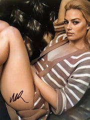 Wolf of Wall Street Margot Robbie signed photo