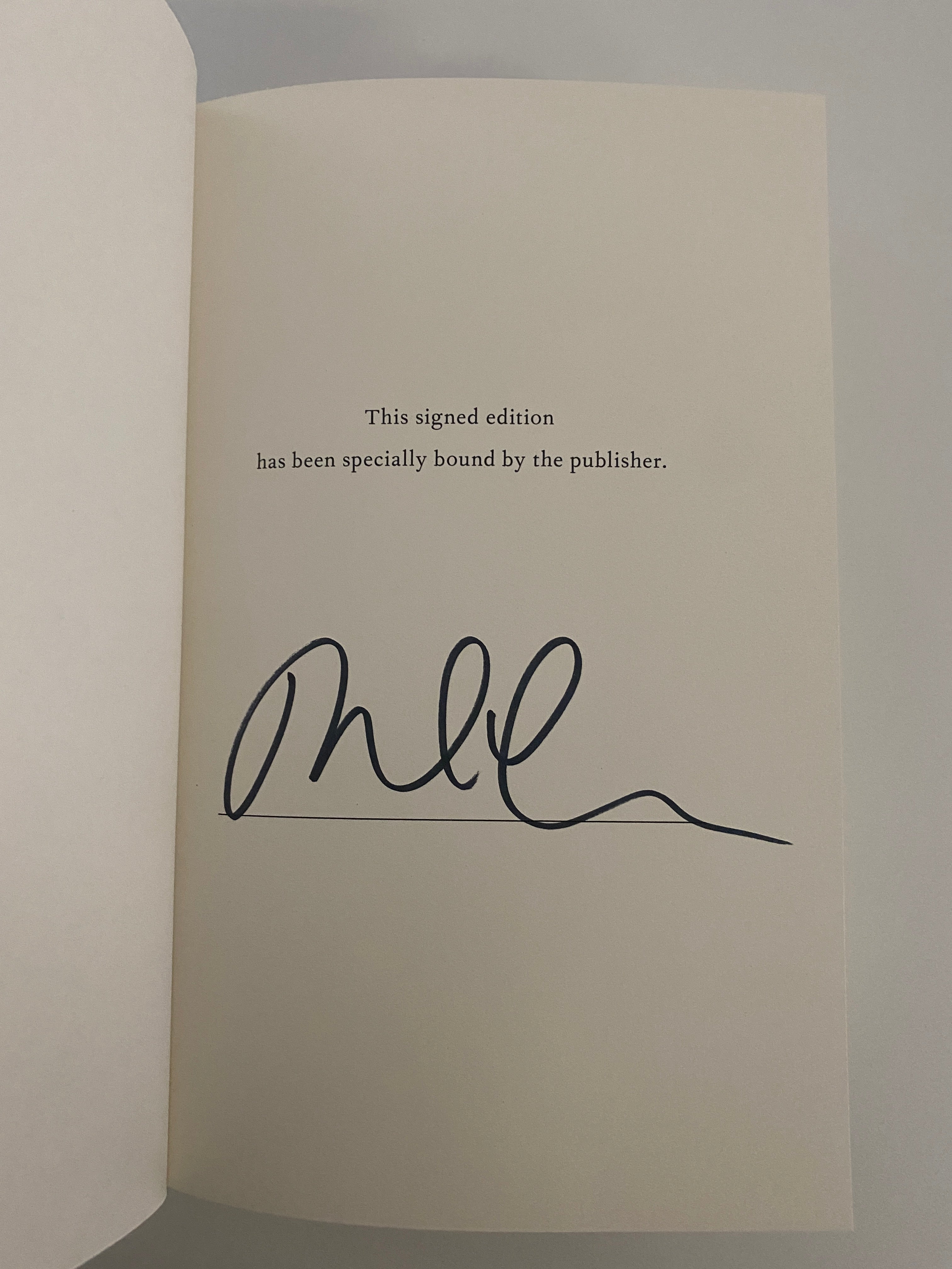 Patricia Cornwell signed book 