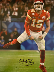 Kansas City Chiefs Patrick Mahomes signed photo