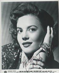 Natalie Wood signed movie photo. GFA Authenticated