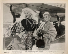 Jayne Mansfield signed movie photo. GFA Authenticated