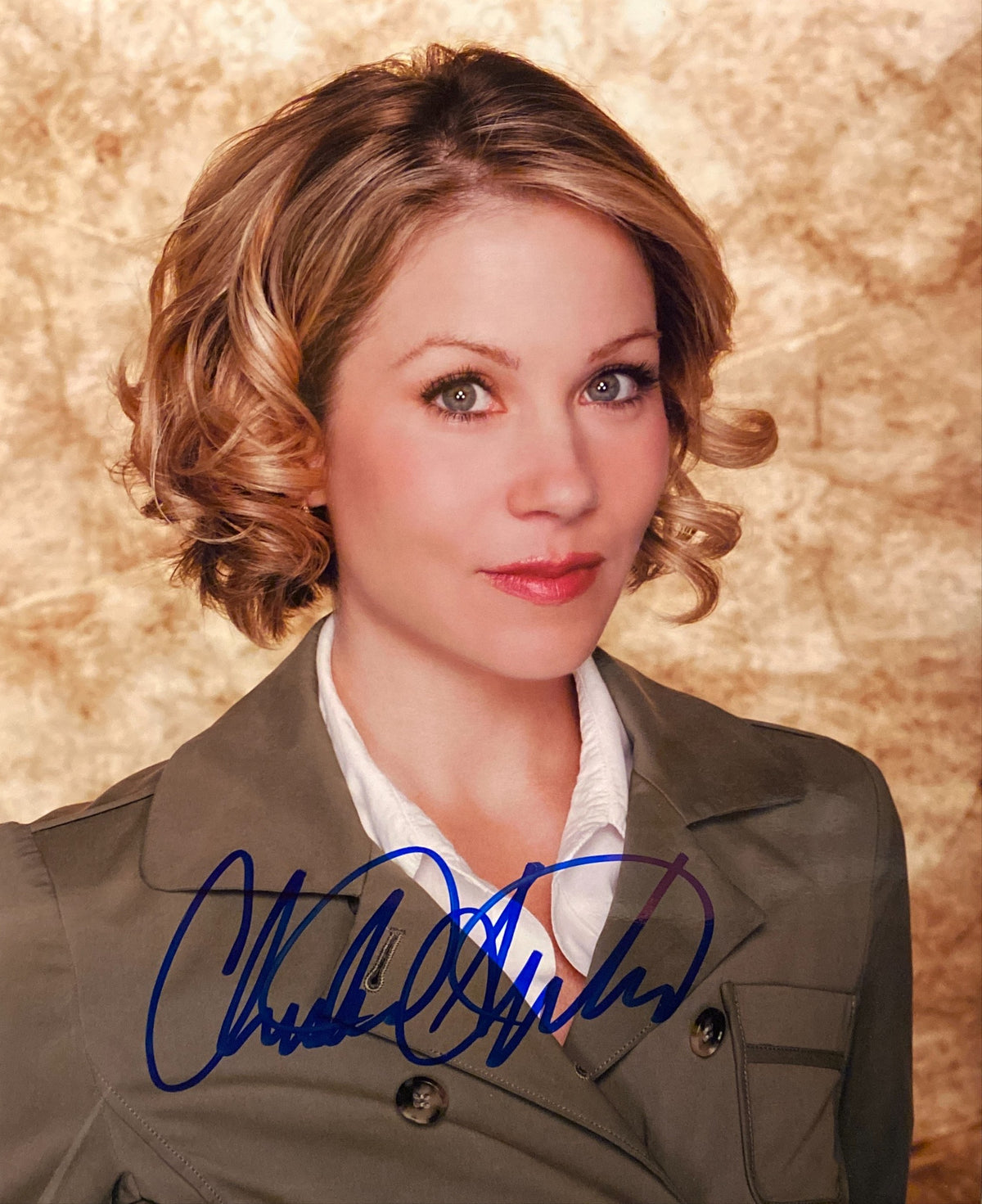 Christina Applegate signed photo
