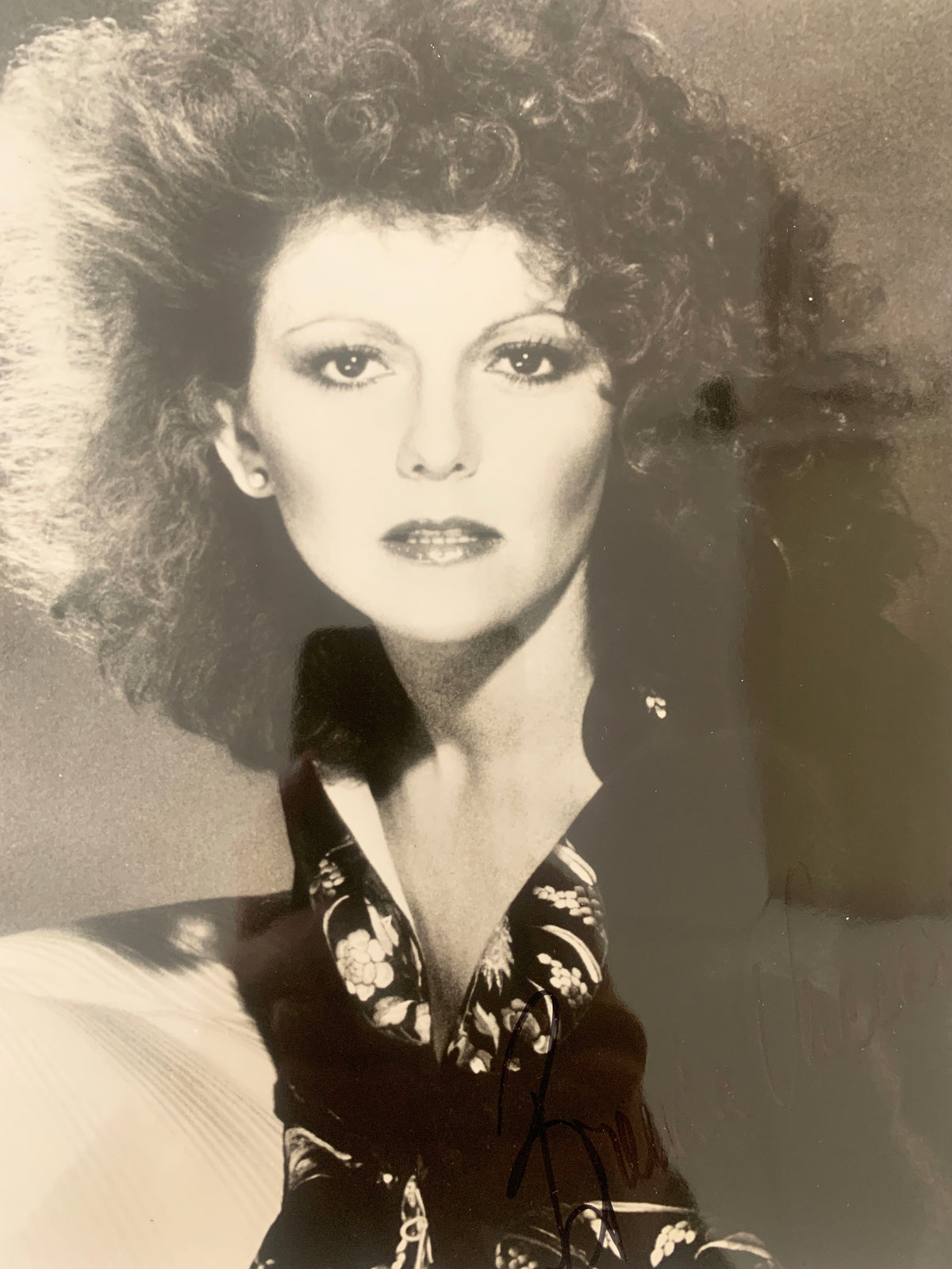 The Mirror Has Two Faces Brenda Vacarro signed photo