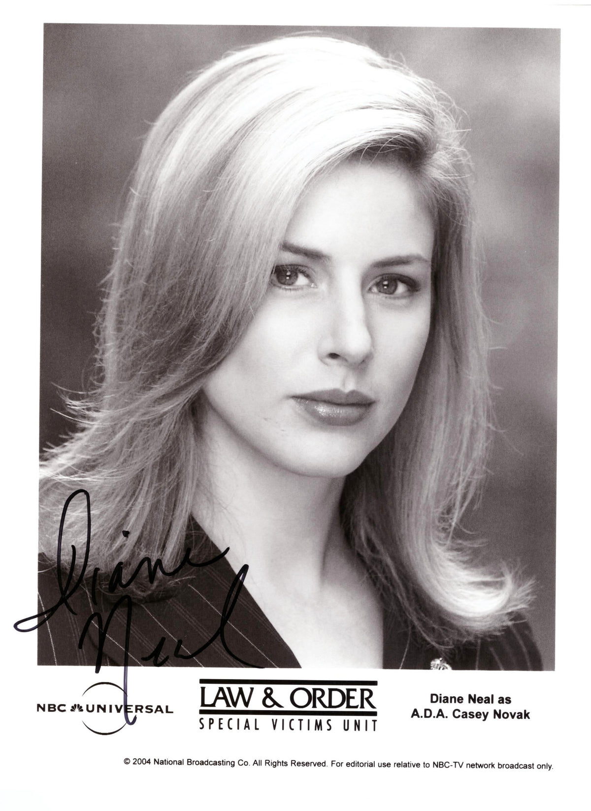 Law & Order: Special Victims Unit Diane Neal signed photo