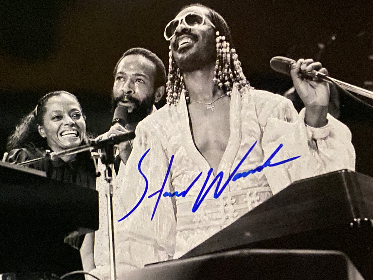 Stevie Wonder signed photo. GFA Authenticated