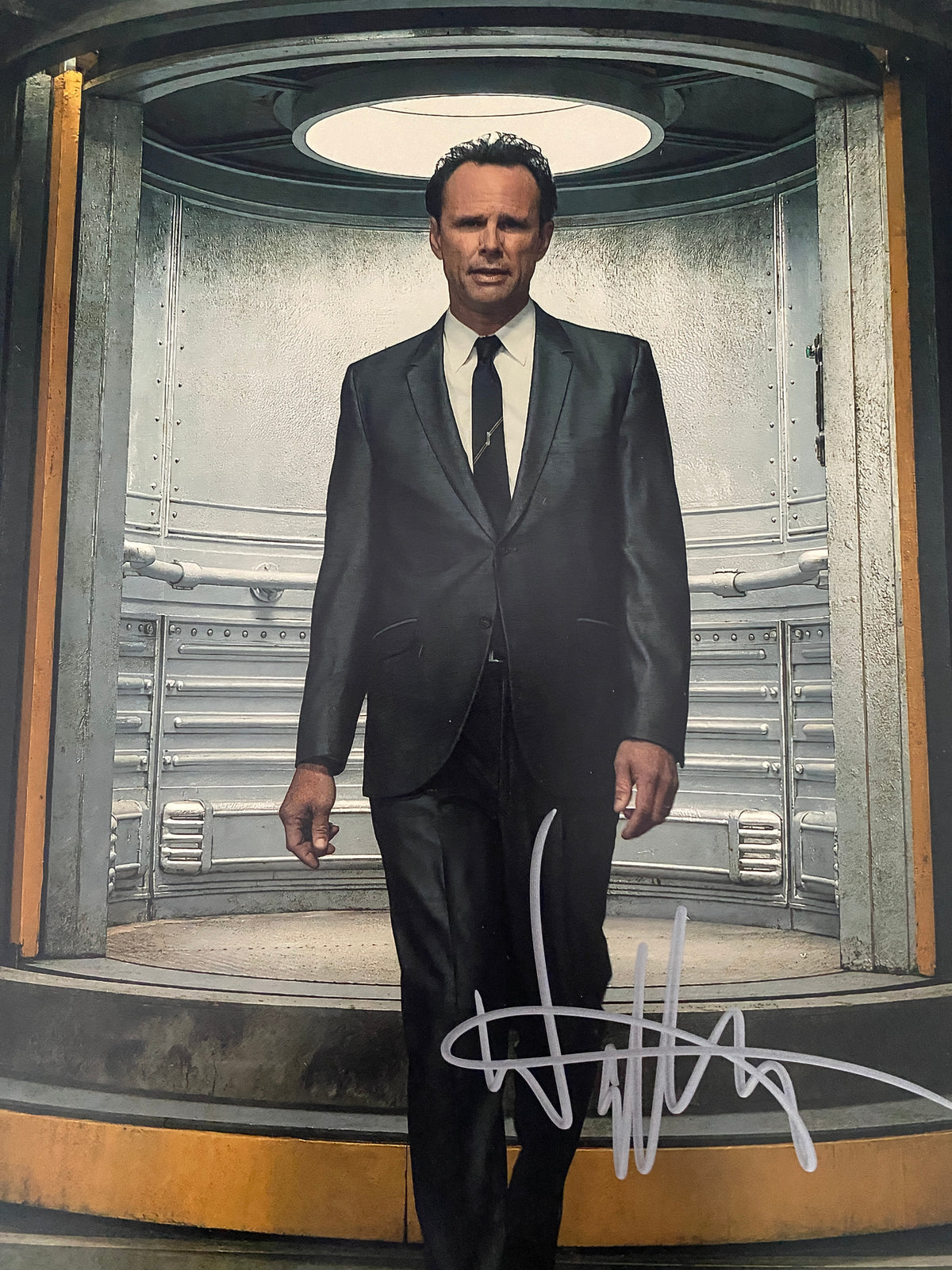 Walton Goggins signed photo