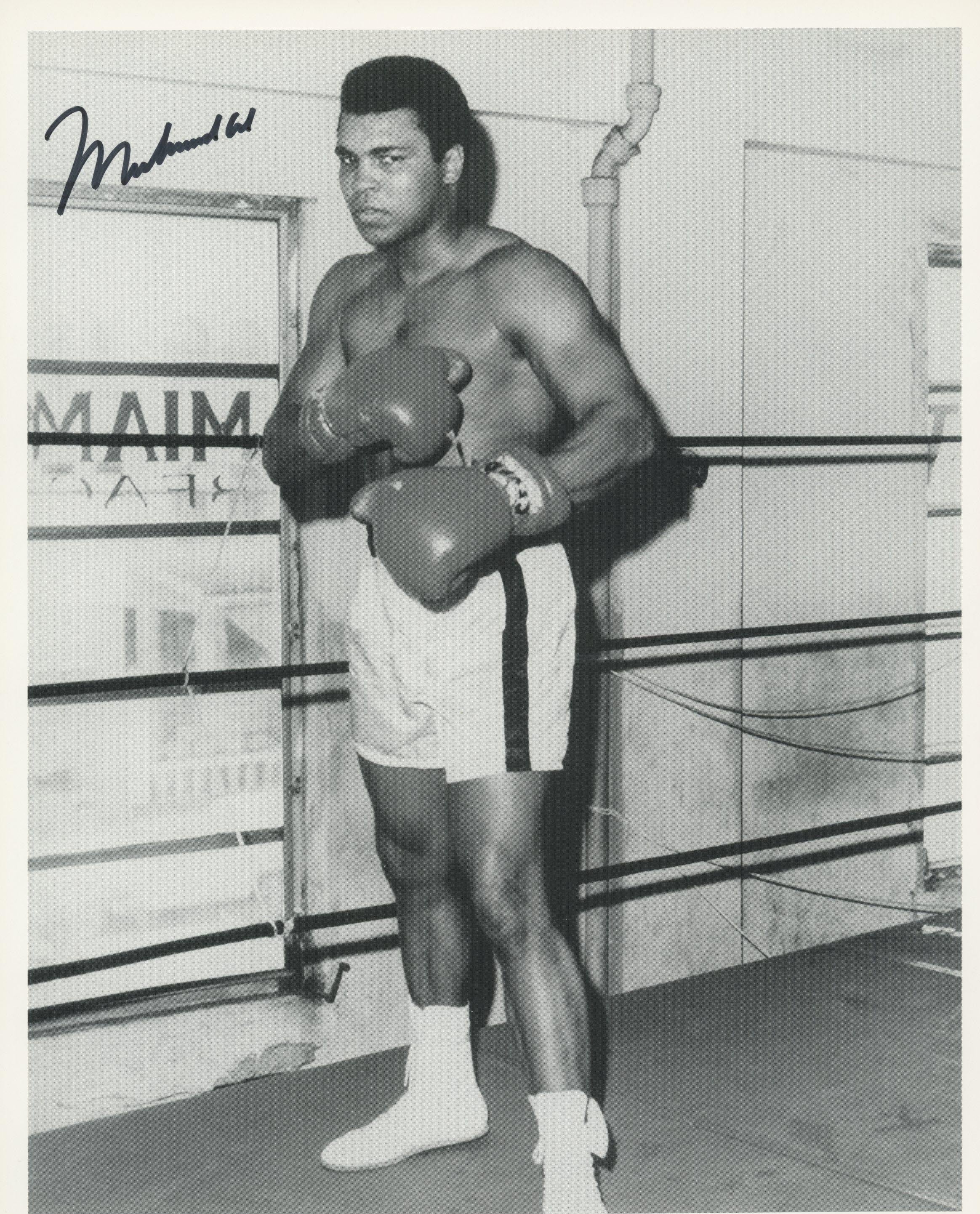 Muhammad Ali signed photo