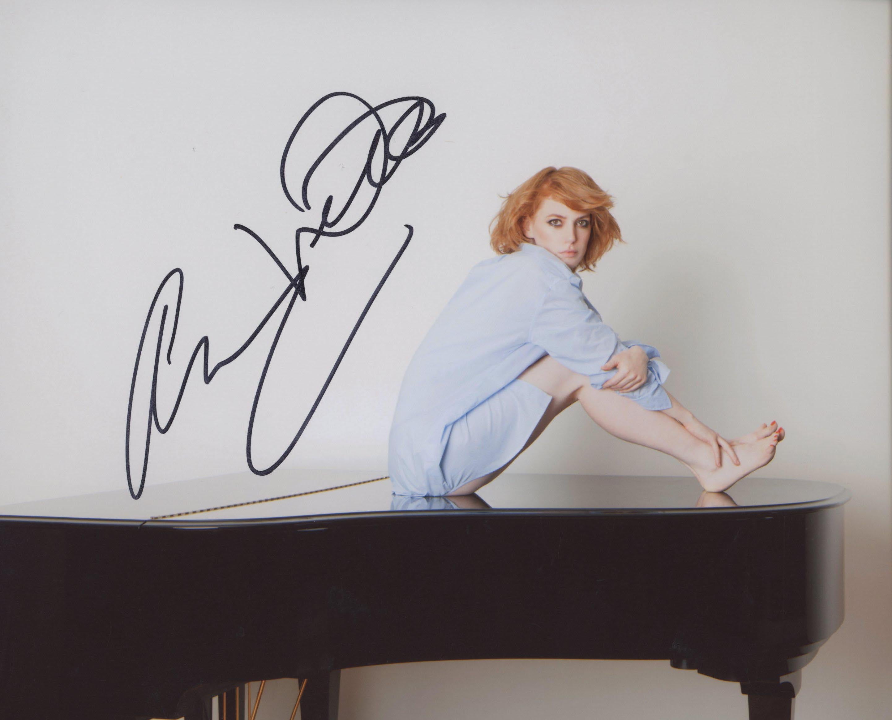 Dune Alicia Witt signed photo