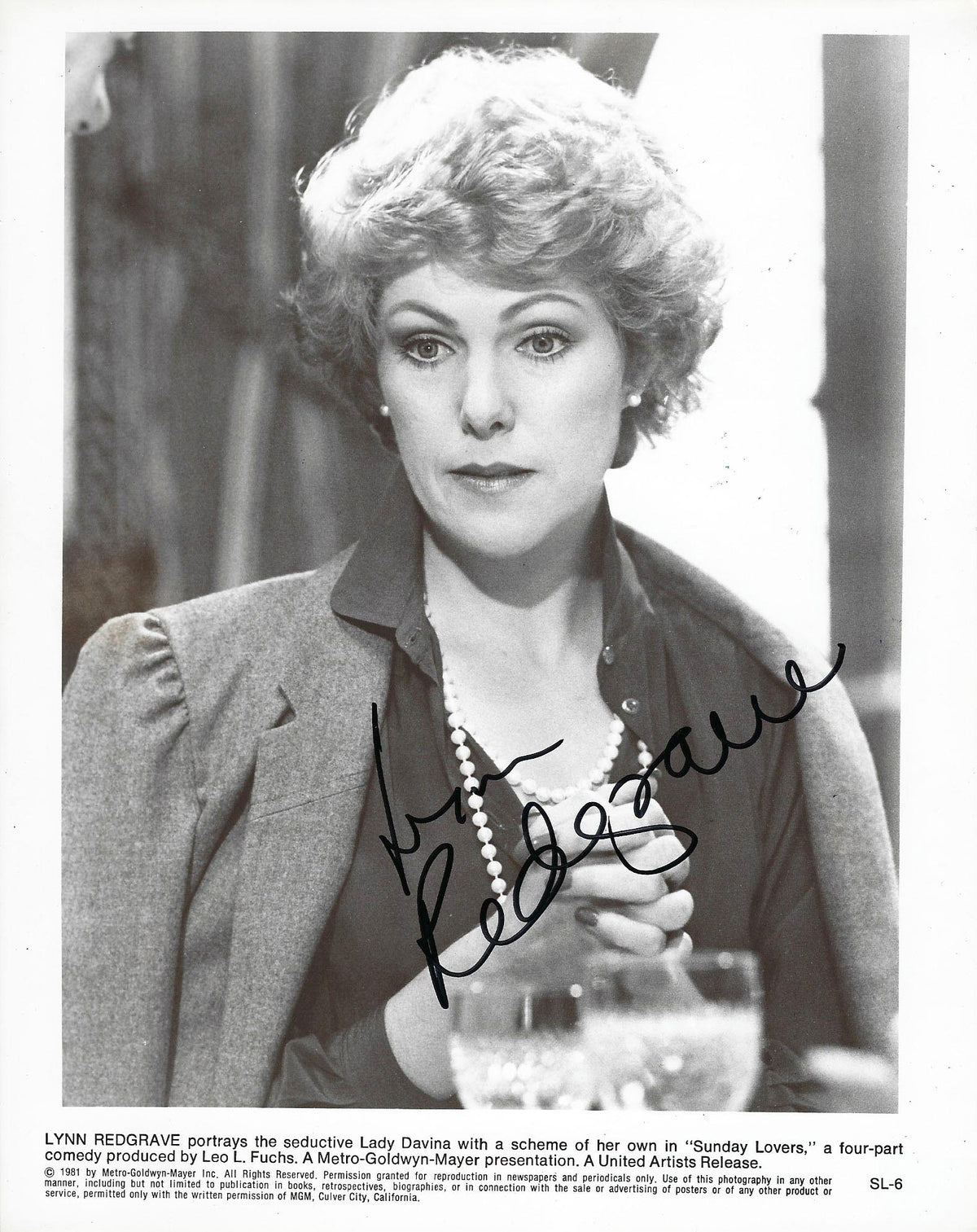 Sunday Lovers Lynn Redgrave signed photo
