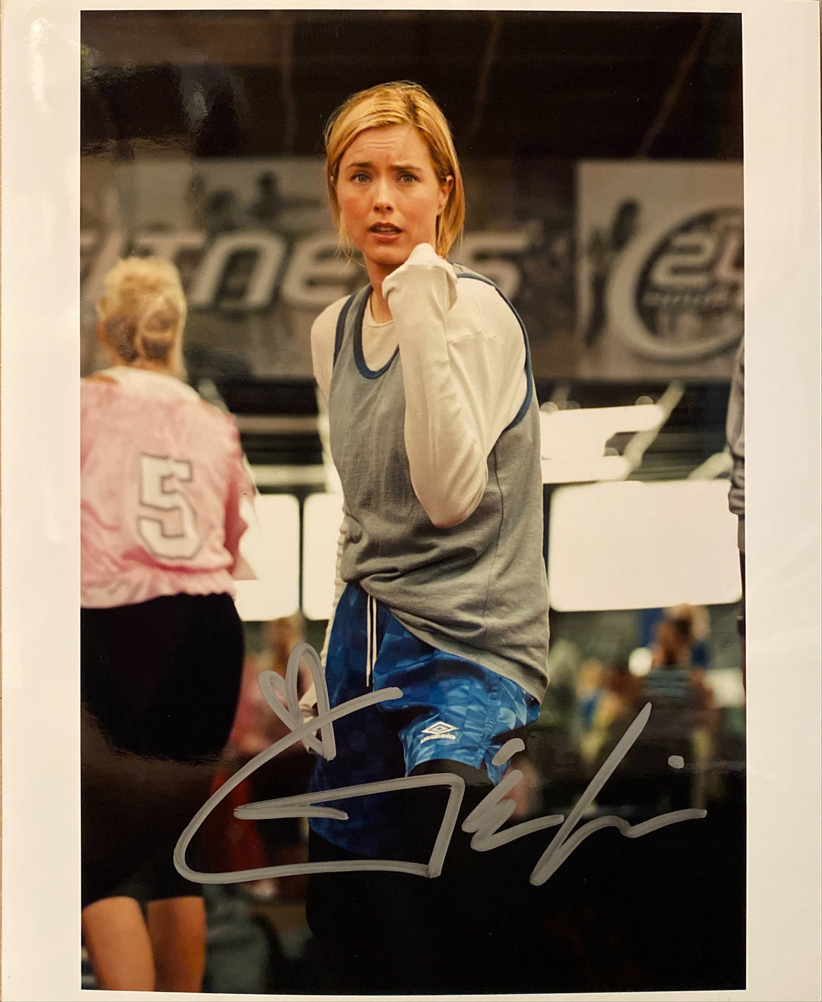 Tea Leoni signed "Fun With Dick and Jane" movie photo