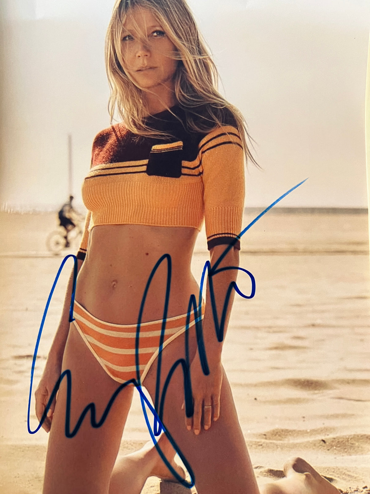 Gwyneth Paltrow signed photo