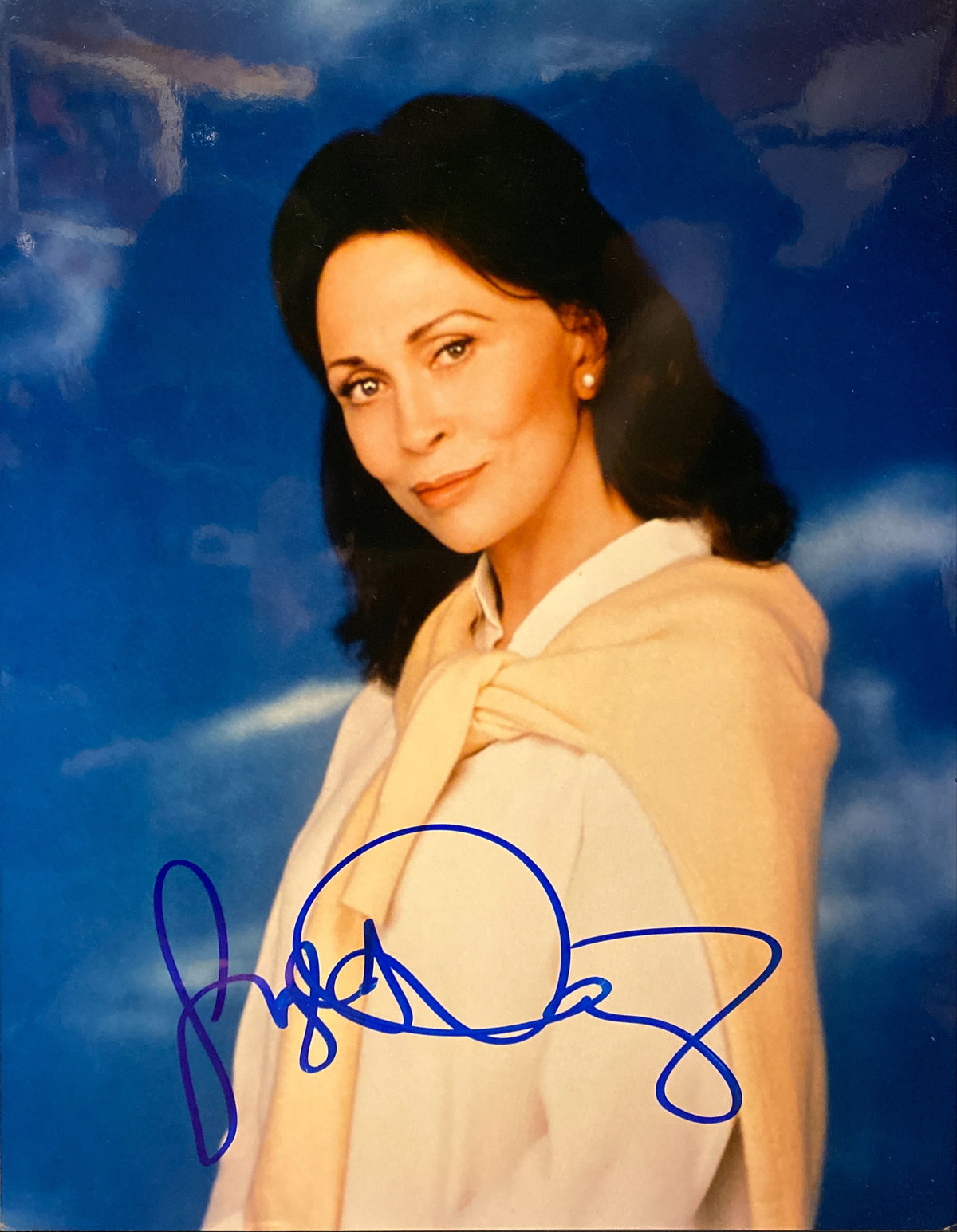 Faye Dunaway signed photo