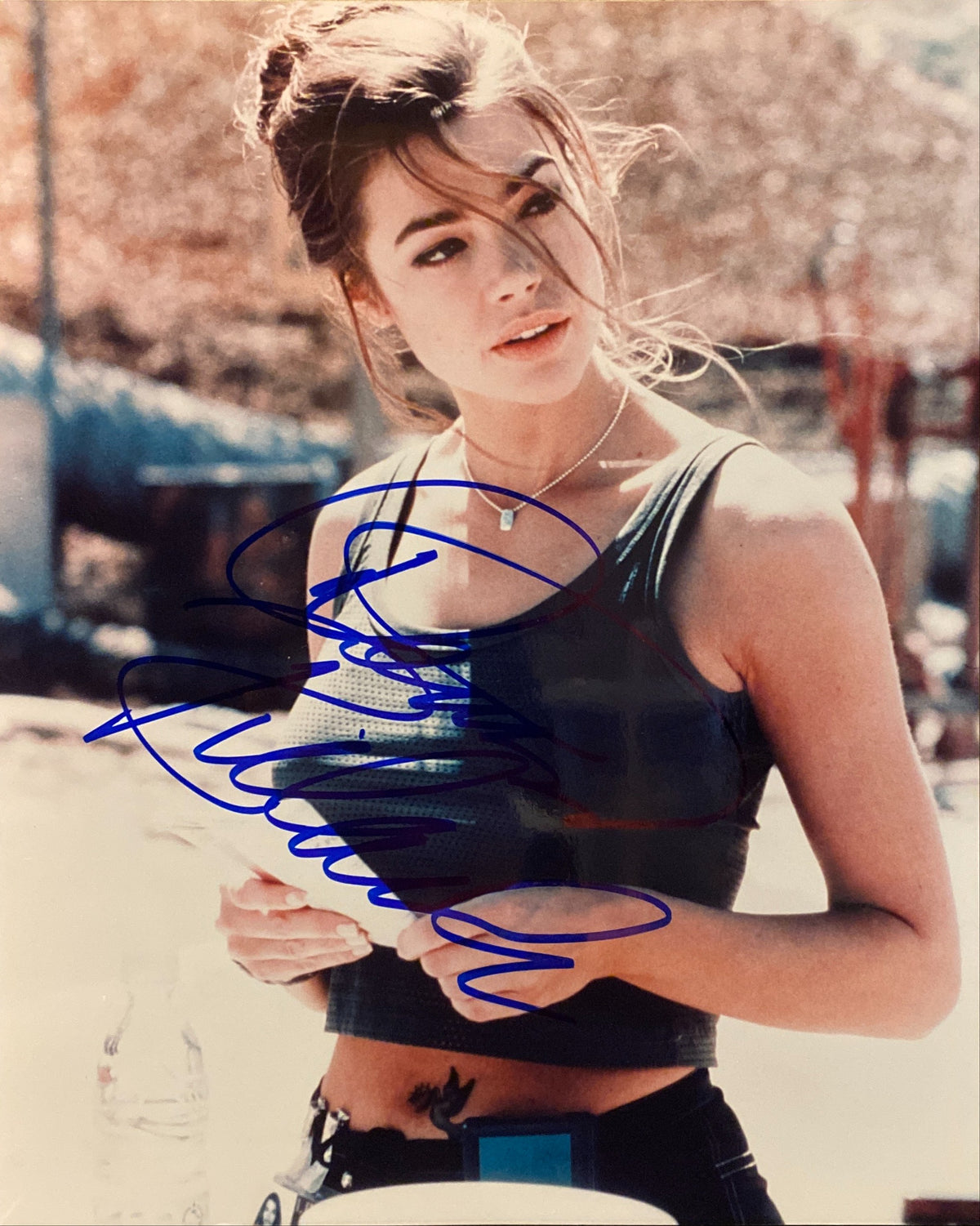The World Is Not Enough Denise Richards signed movie photo