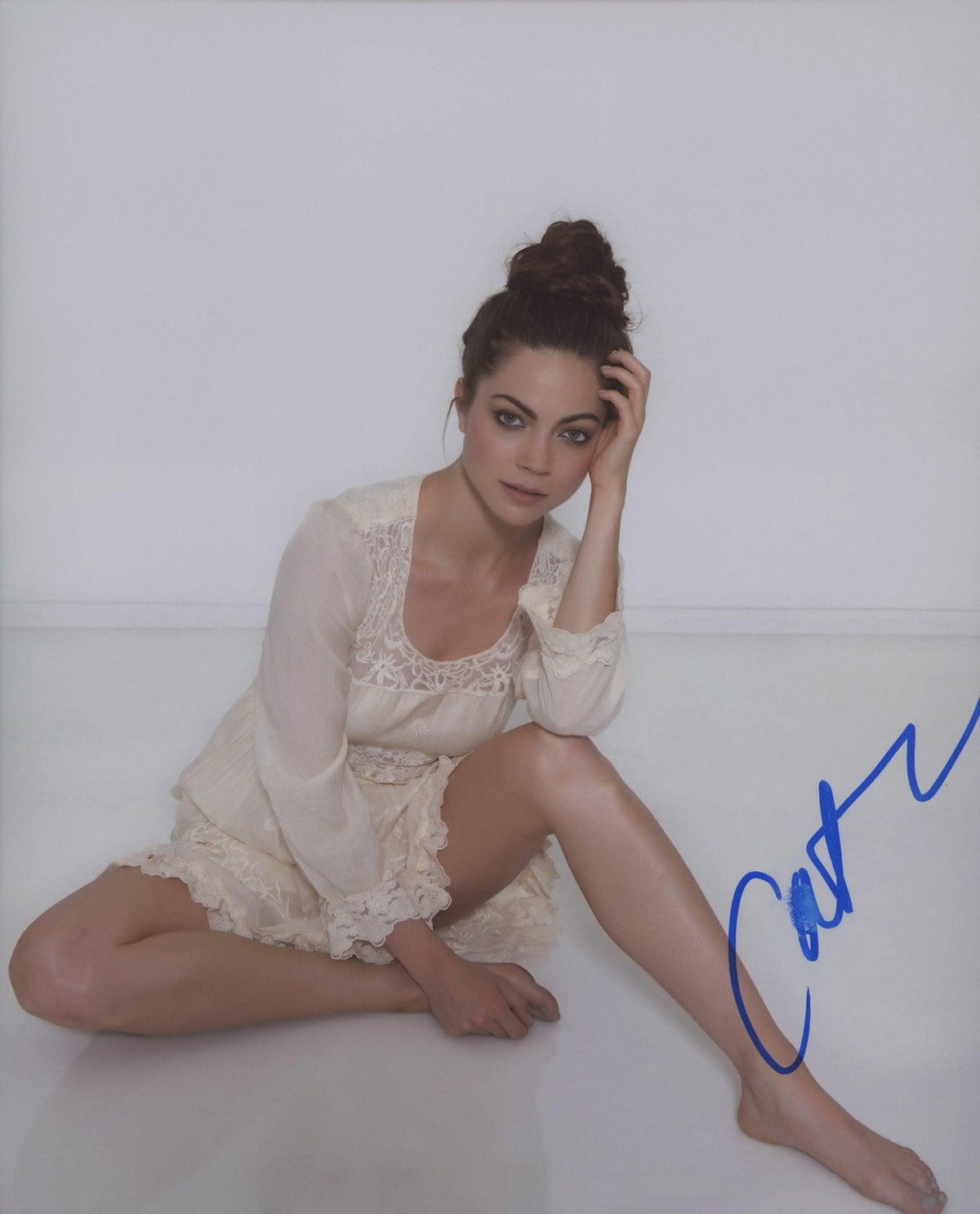I, Tonya Caitlin Carver signed photo