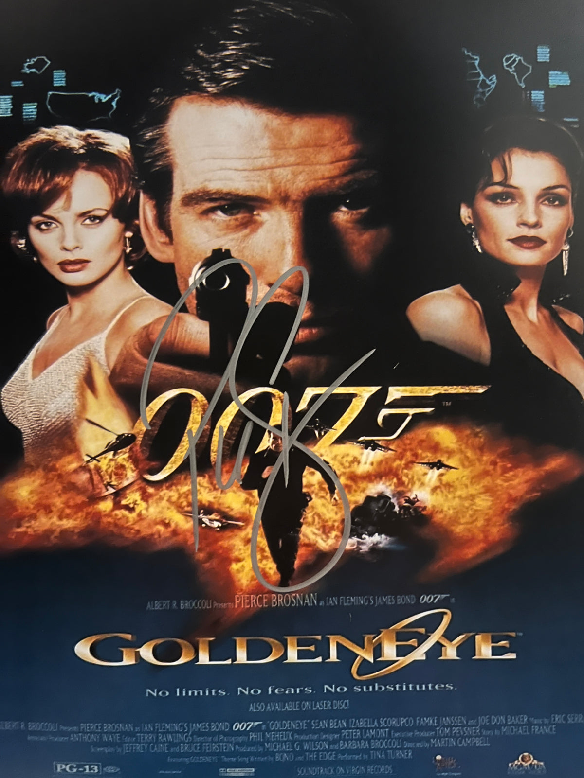 James Bond Pierce Brosnan signed photo