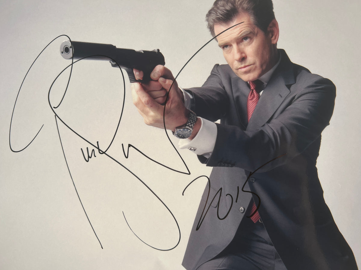 James Bond Pierce Brosnan signed photo