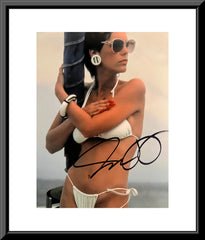 Jamie Lee Curtis signed photo