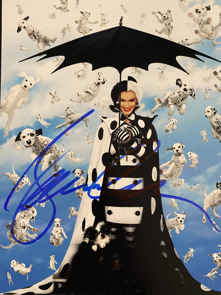 102 Dalmatians Glenn Close signed movie photo