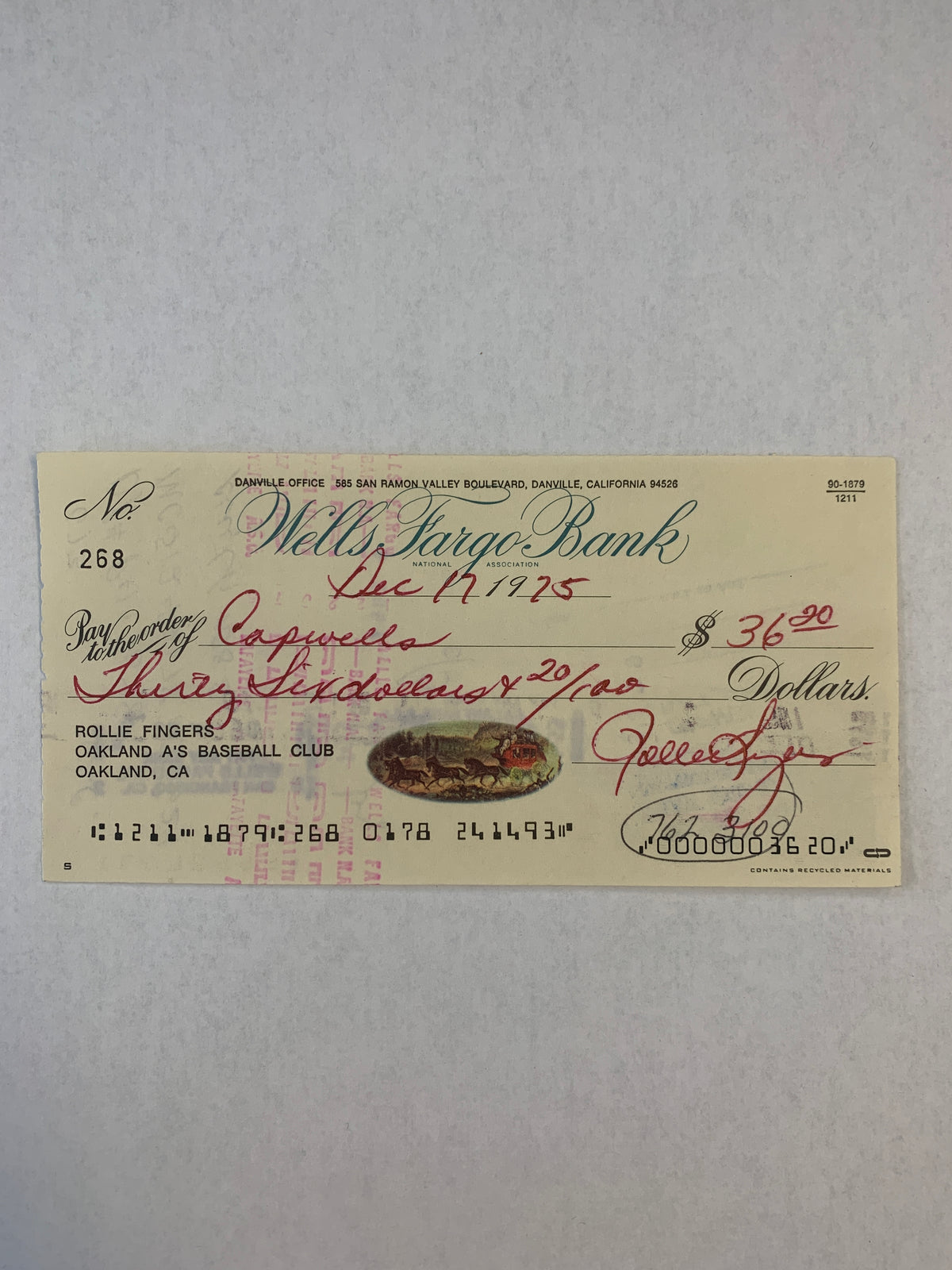 MLB superstar Rollie Fingers signed check