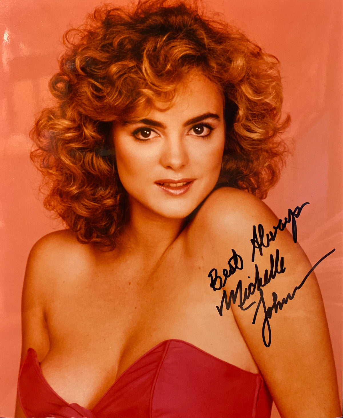 Michelle Johnson signed photo