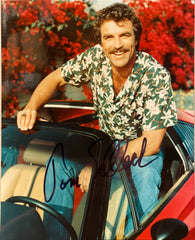 Tom Selleck signed "Magnum P.I." photo