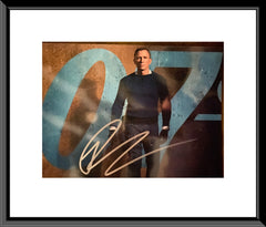 James Bond Daniel Craig signed movie photo
