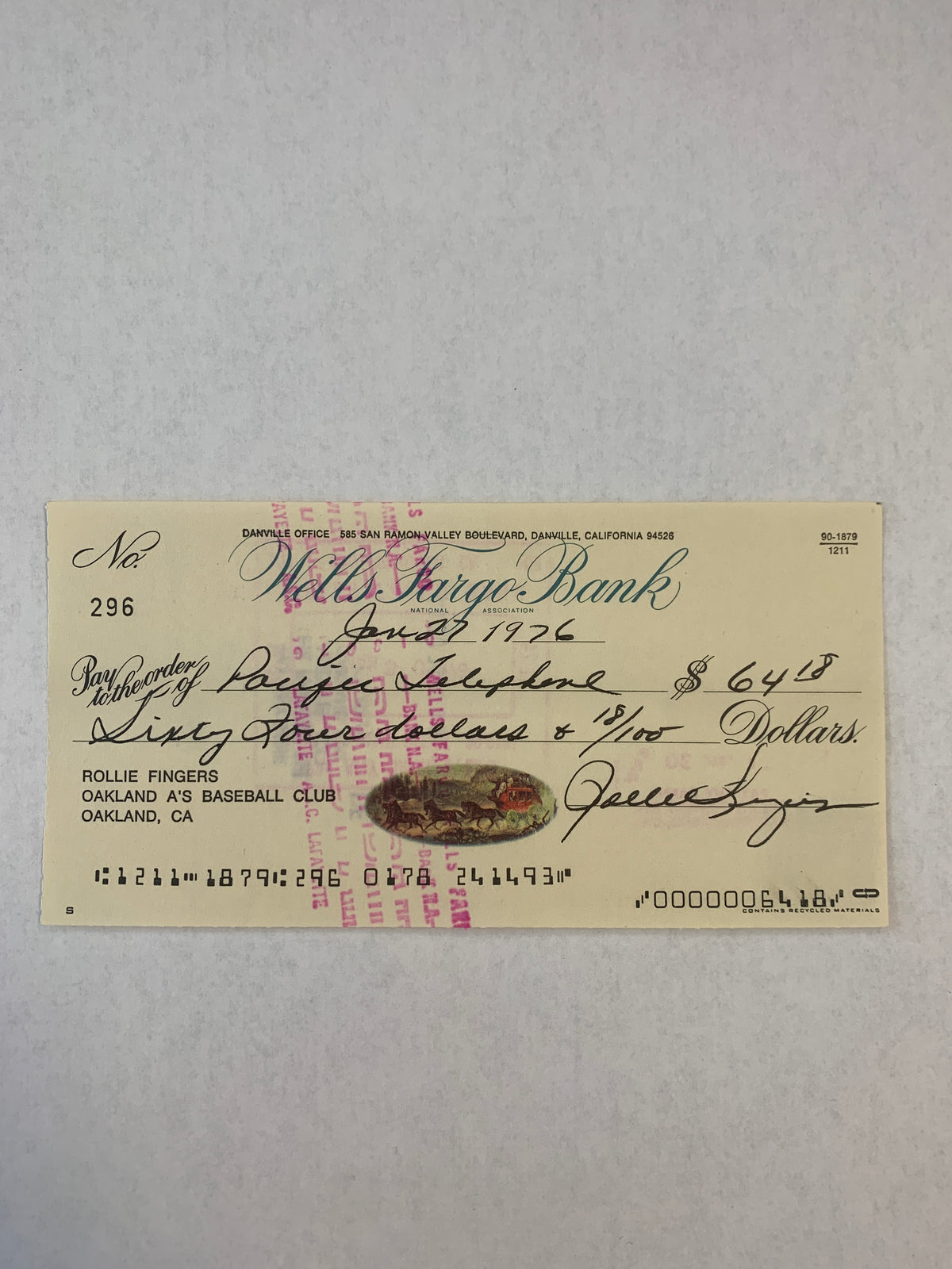 MLB superstar Rollie Fingers signed check