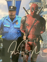 Deadpool Ryan Reynolds signed movie photo