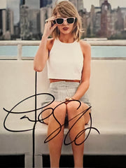 Taylor Swift signed photo